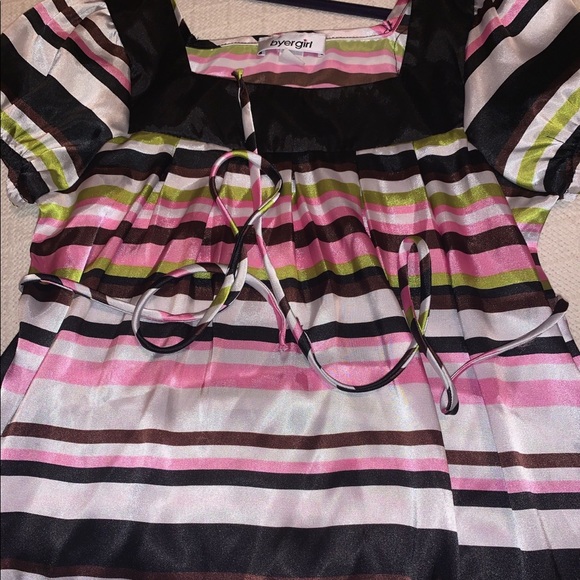 Girl’s Striped Blouse - Picture 4 of 4